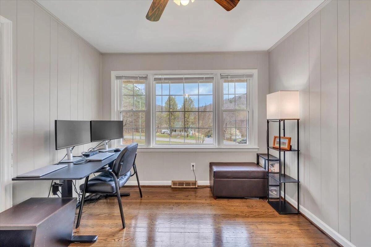 3988 Welcome Valley RD - Photo 27