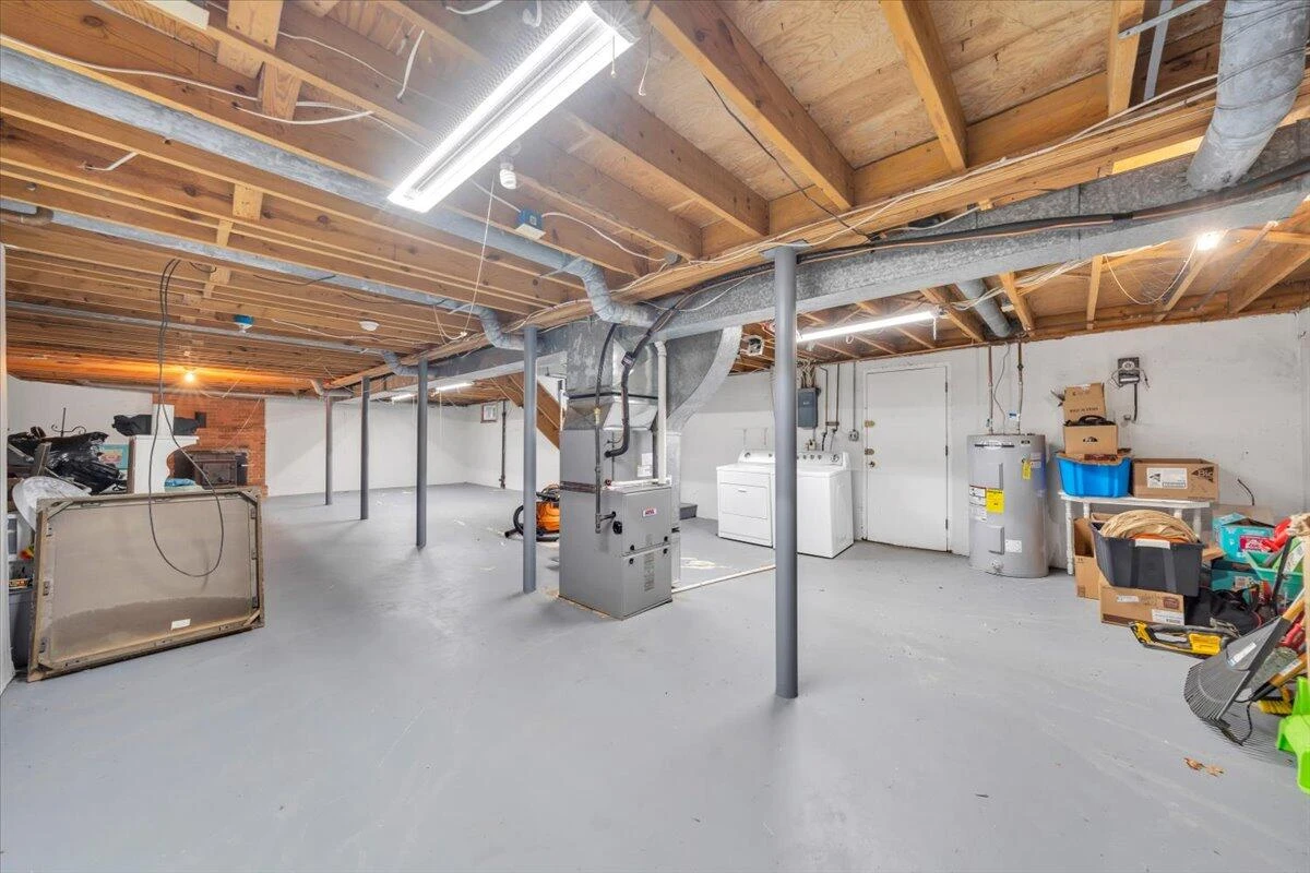 3988 Welcome Valley RD - Photo 31