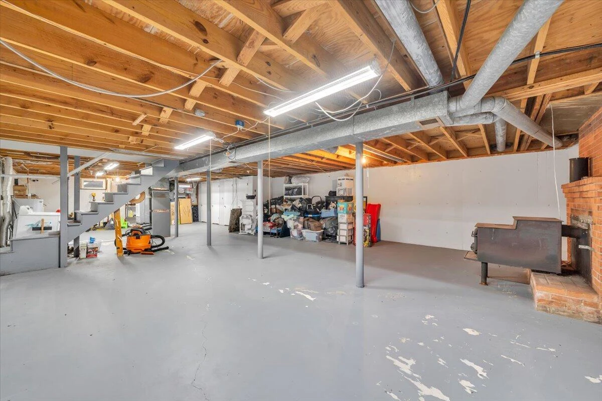 3988 Welcome Valley RD - Photo 32