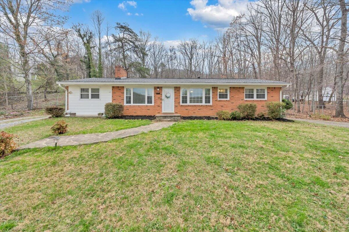 3988 Welcome Valley RD - Photo 45