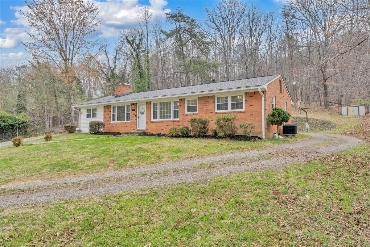 3988 Welcome Valley RD - Photo 46