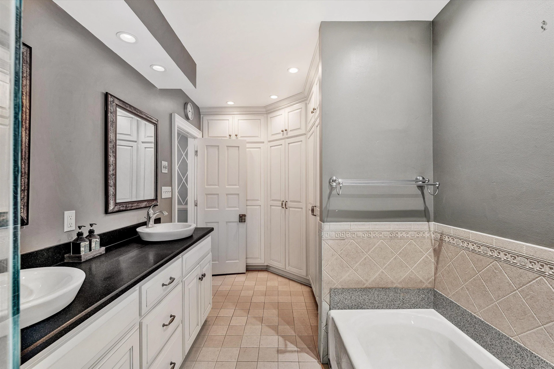 5036 Crossbow CIR - Photo 20