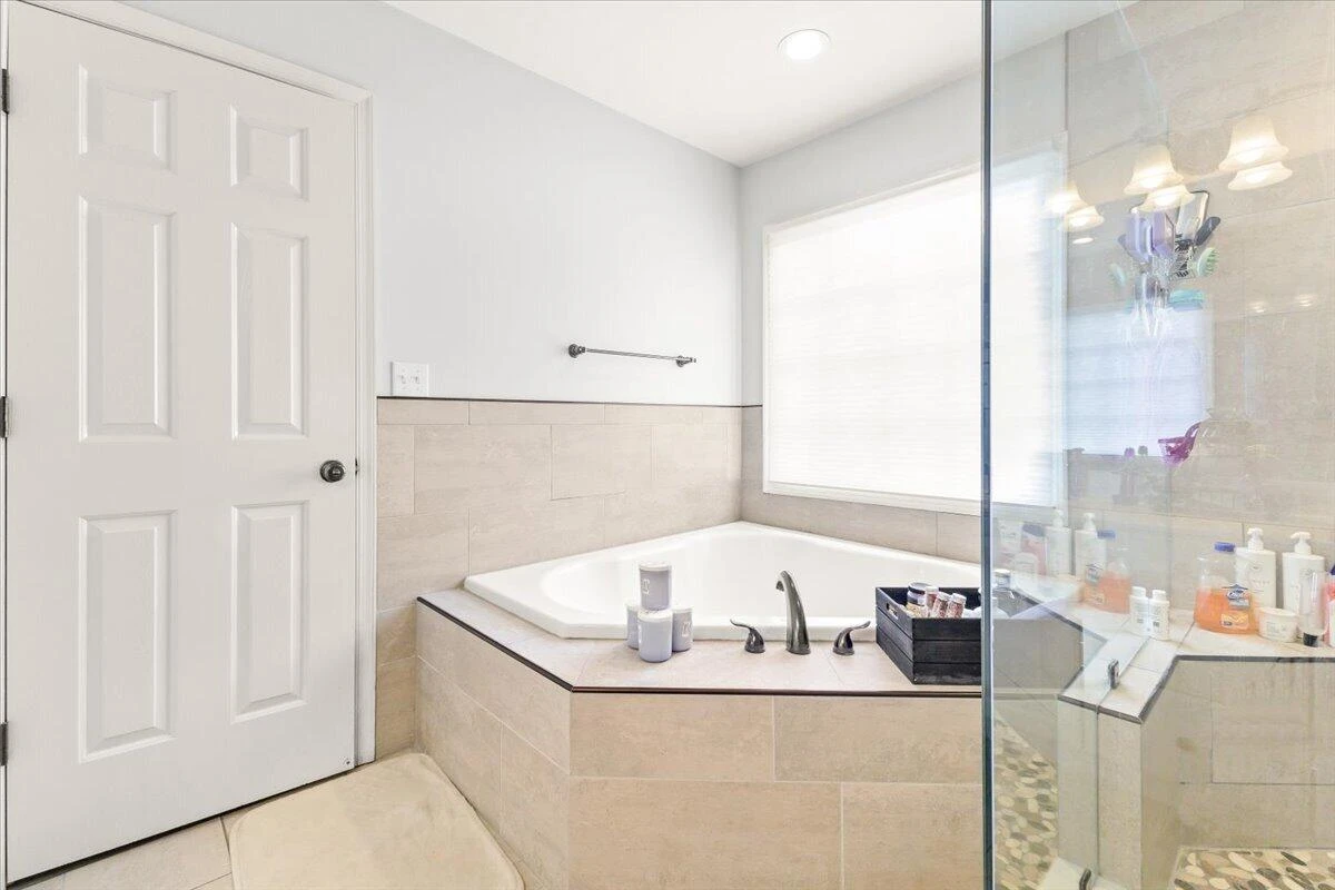 6020 Scotford CT - Photo 38