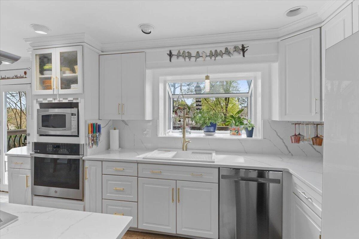 2440 Charing Cross DR - Photo 16