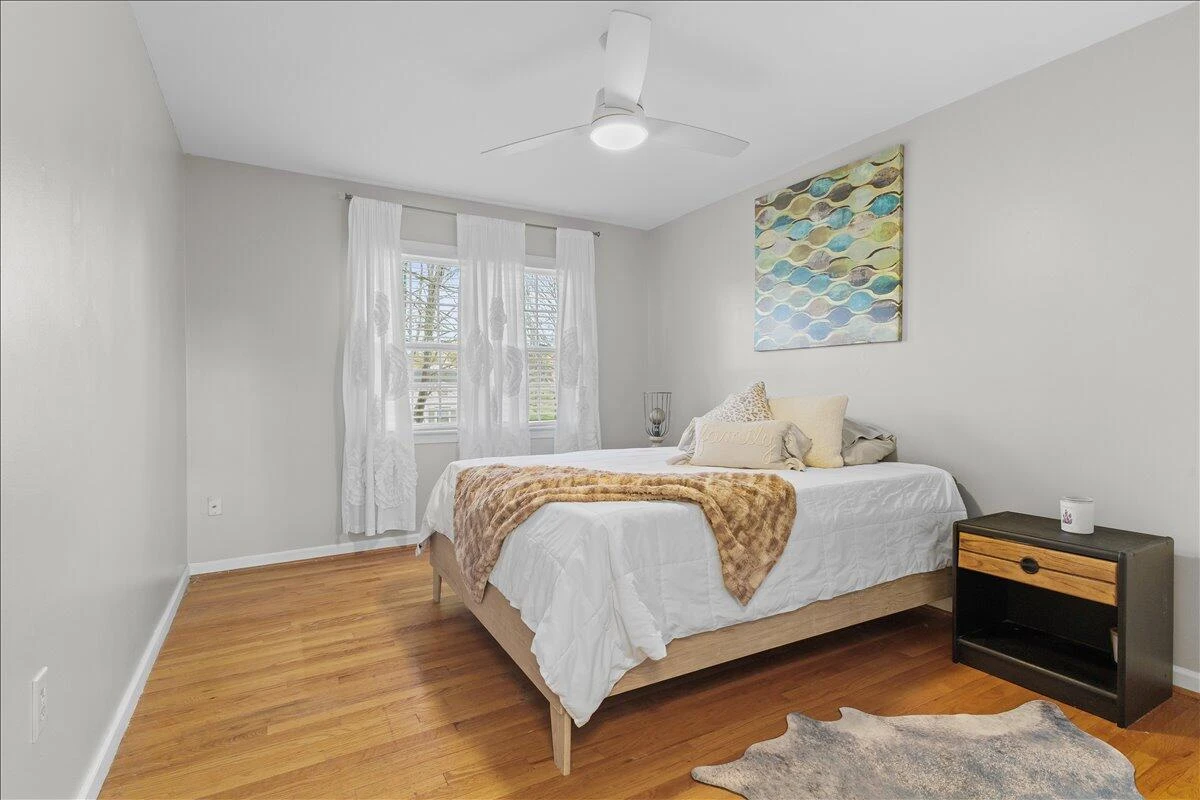 2440 Charing Cross DR - Photo 31