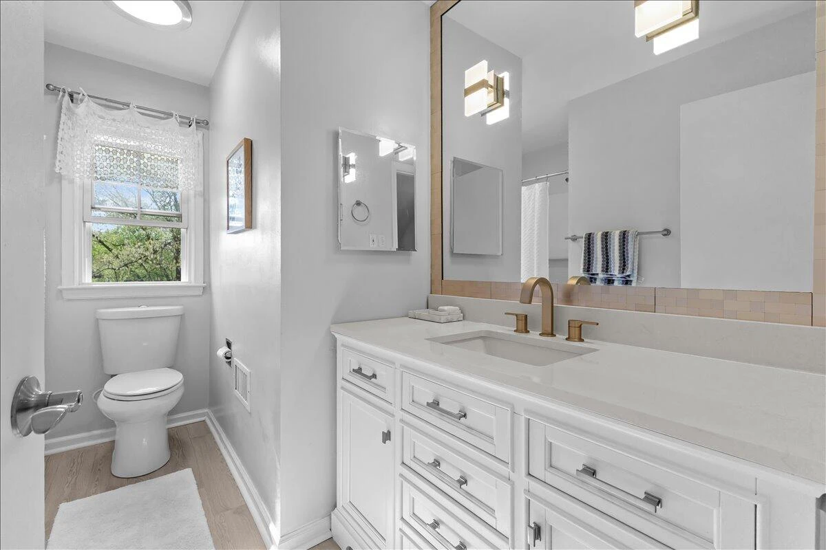 2440 Charing Cross DR - Photo 32