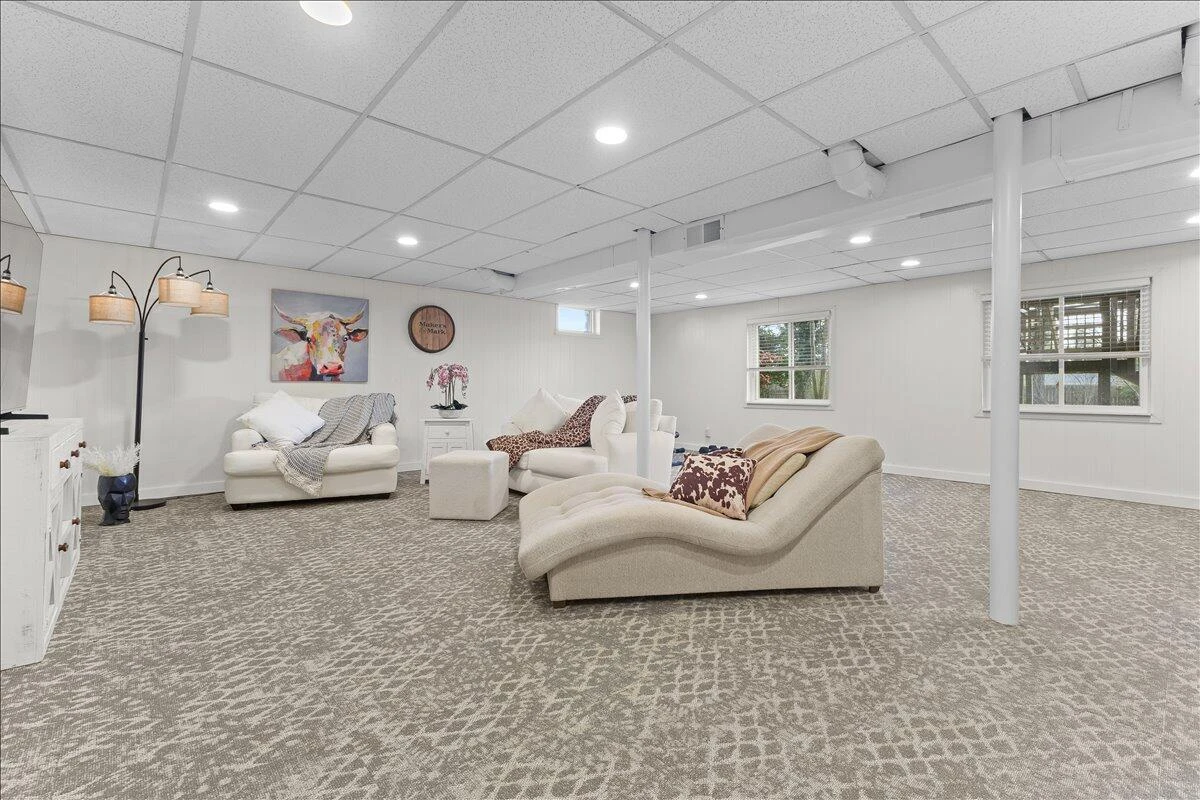 2440 Charing Cross DR - Photo 36