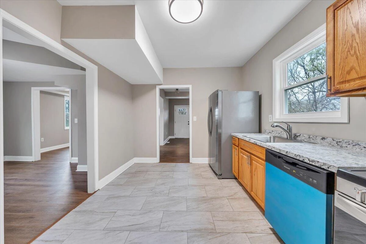1220 Church AVE - Photo 14