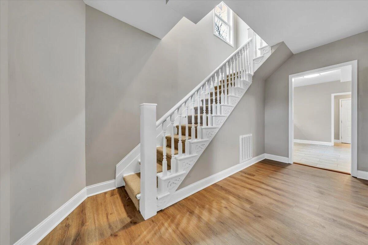 1220 Church AVE - Photo 4