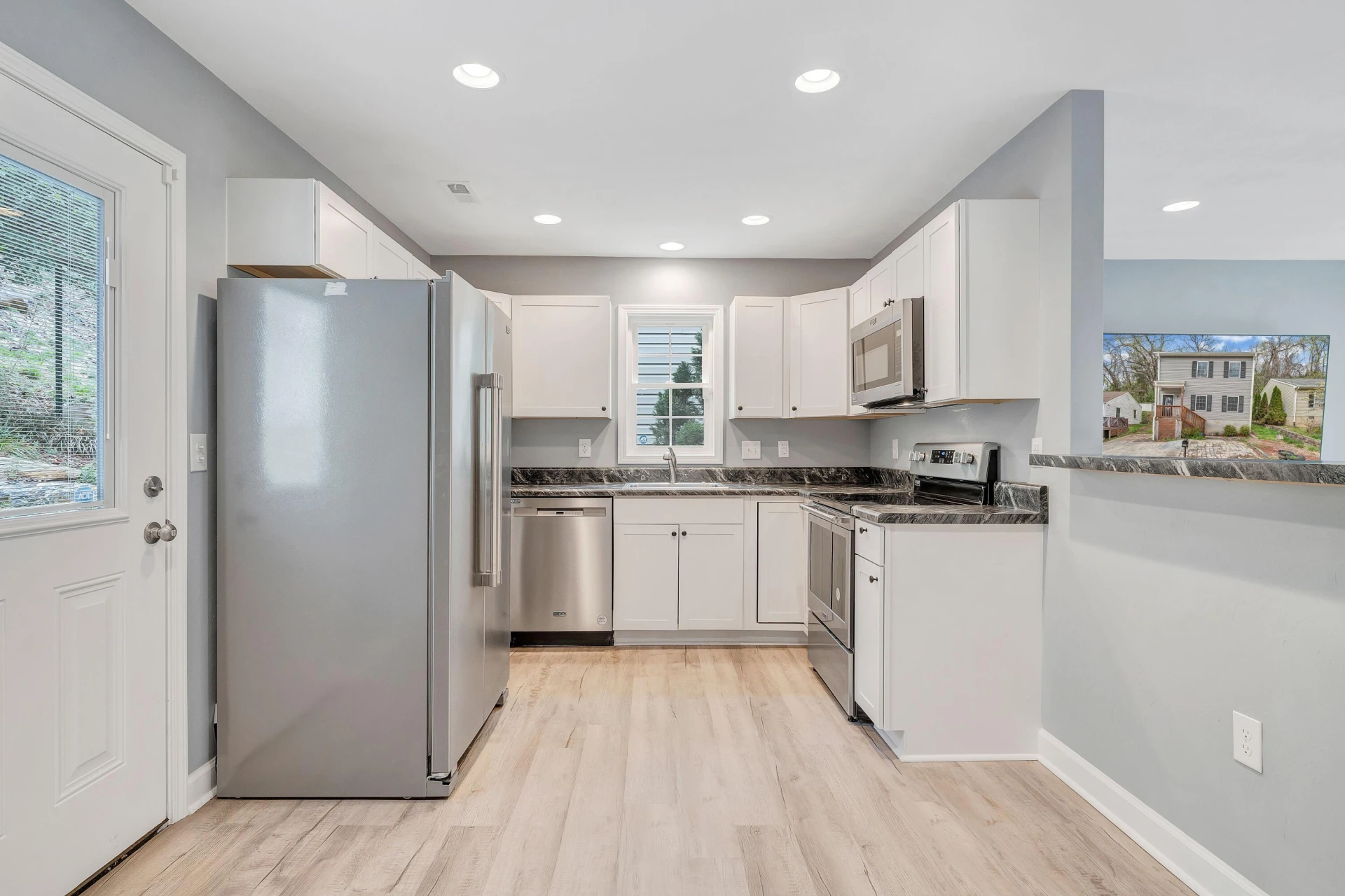 1452 Varnell AVE - Photo 10