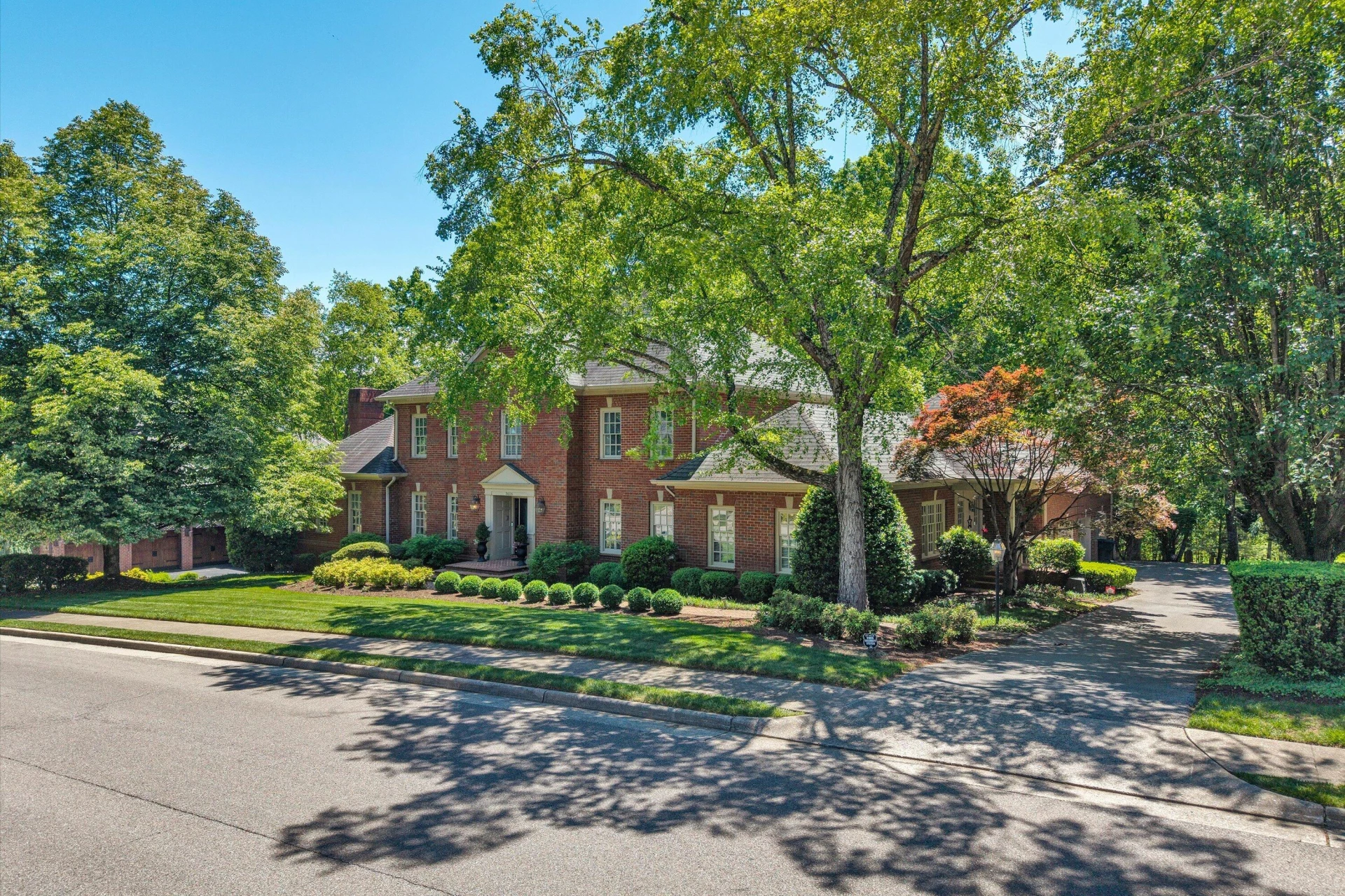 3606 Wellington DR - Photo 6
