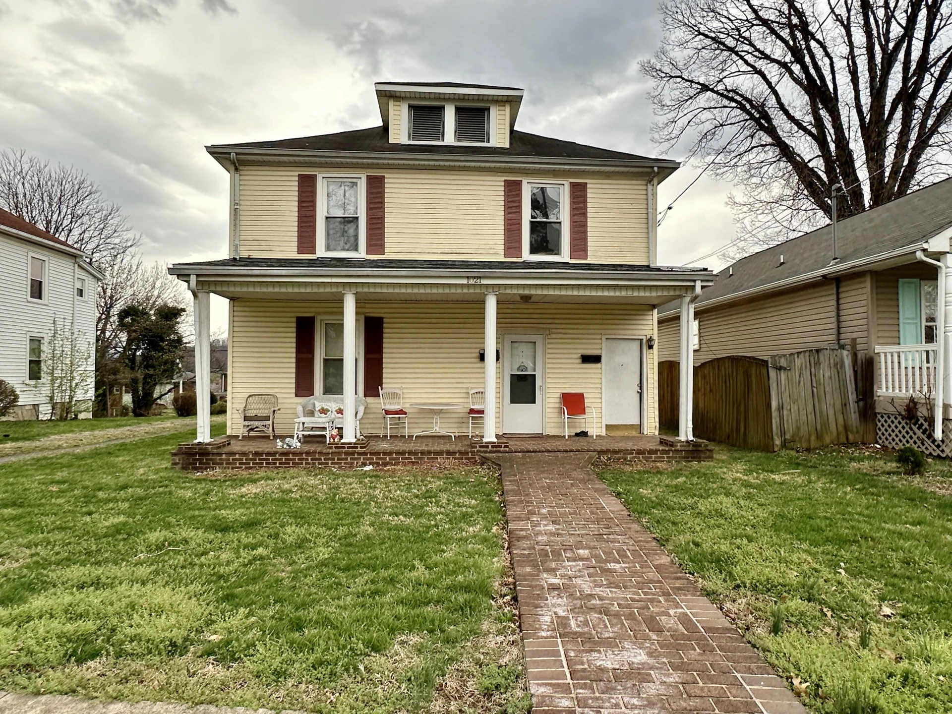 1021 Penmar AVE
