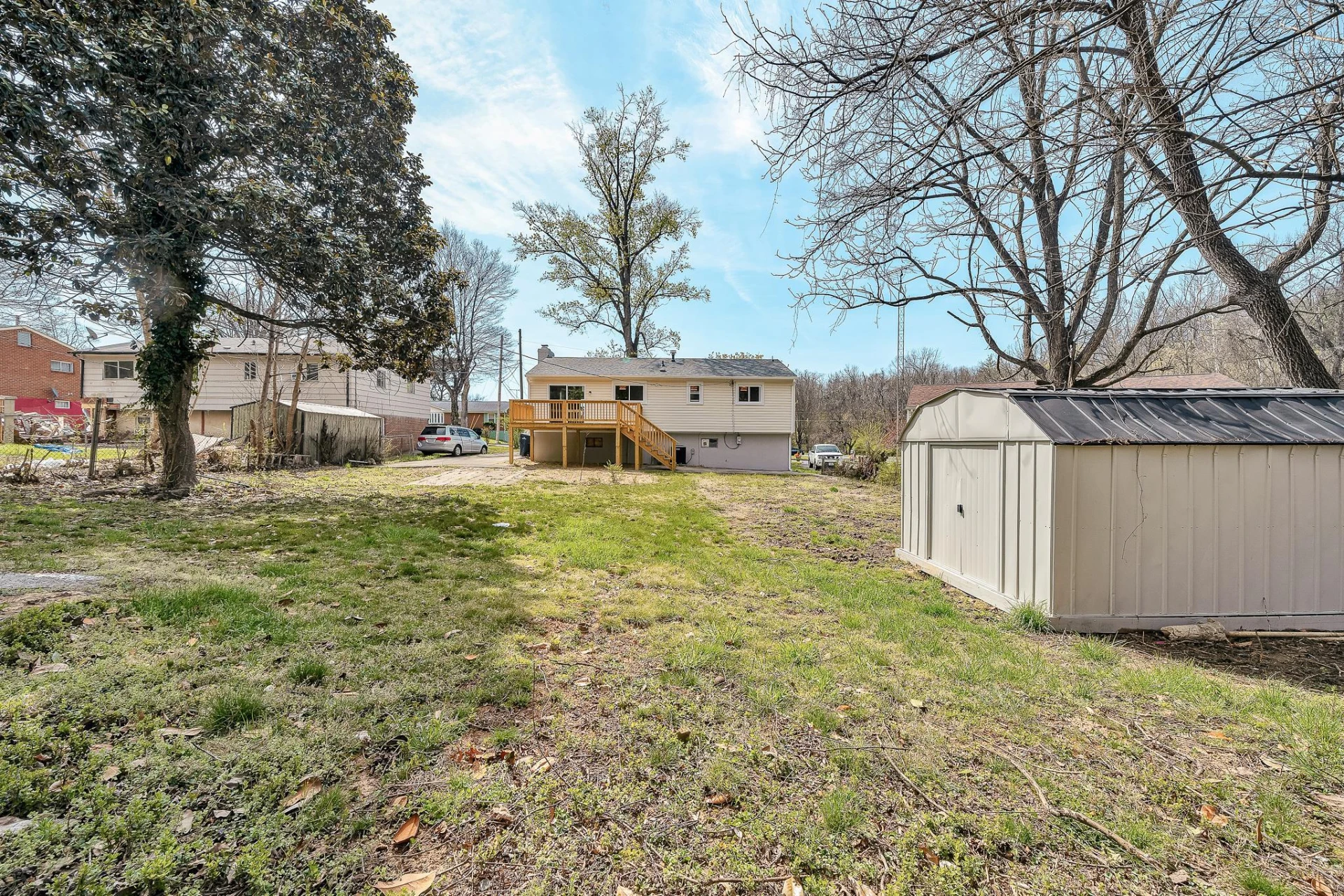 3931 Green Spring AVE - Photo 32