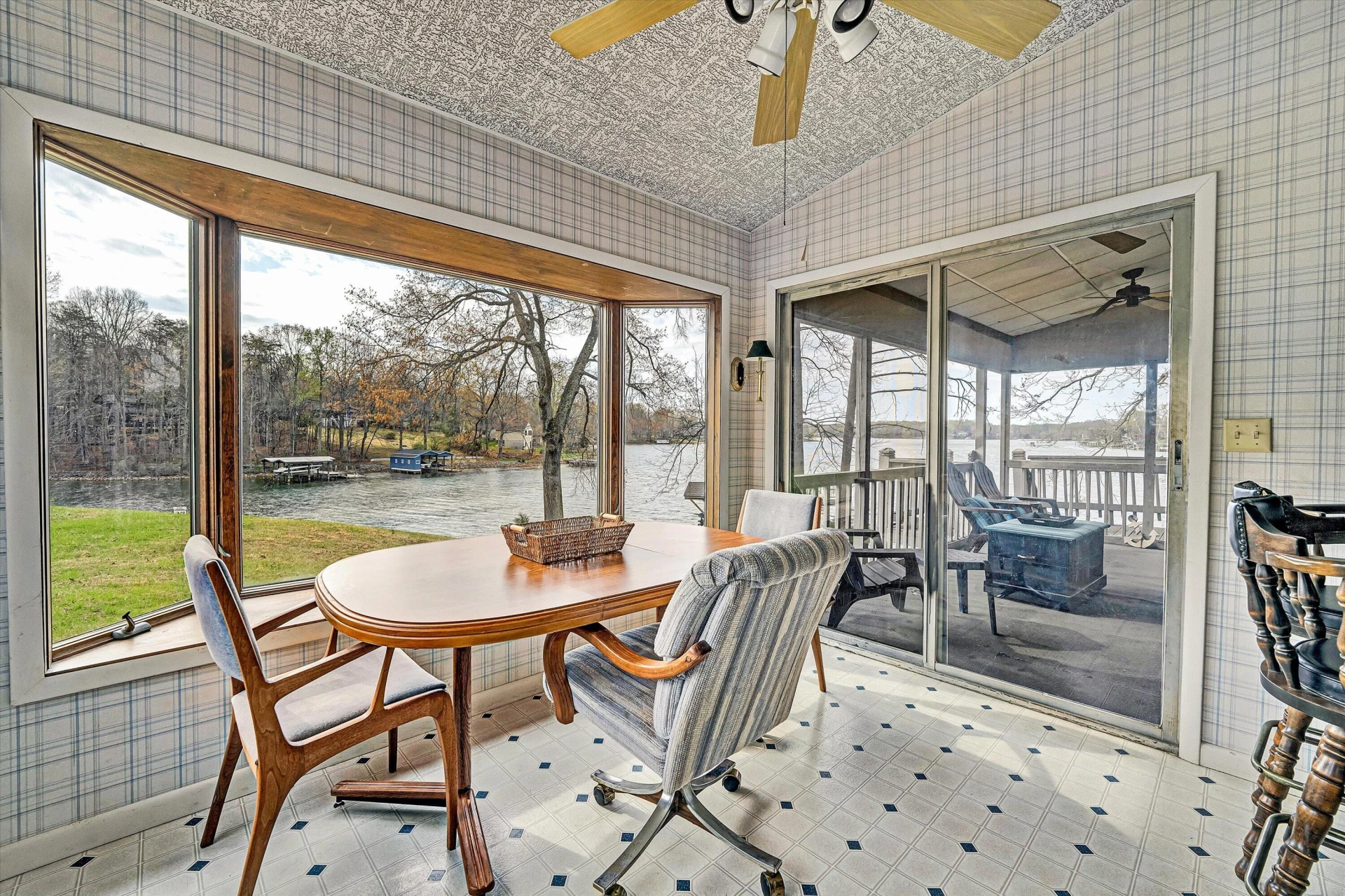 1154 Acorn DR - Photo 14