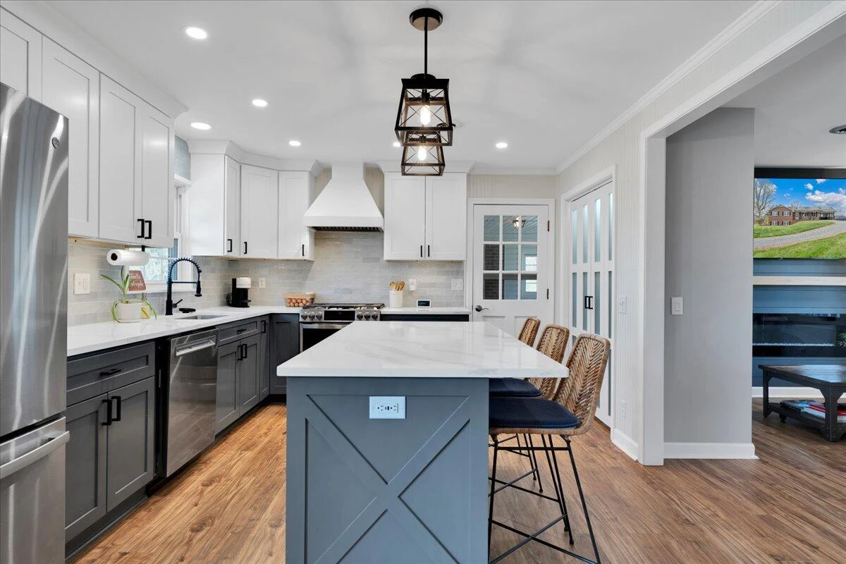 4660 Franklin ST - Photo 14