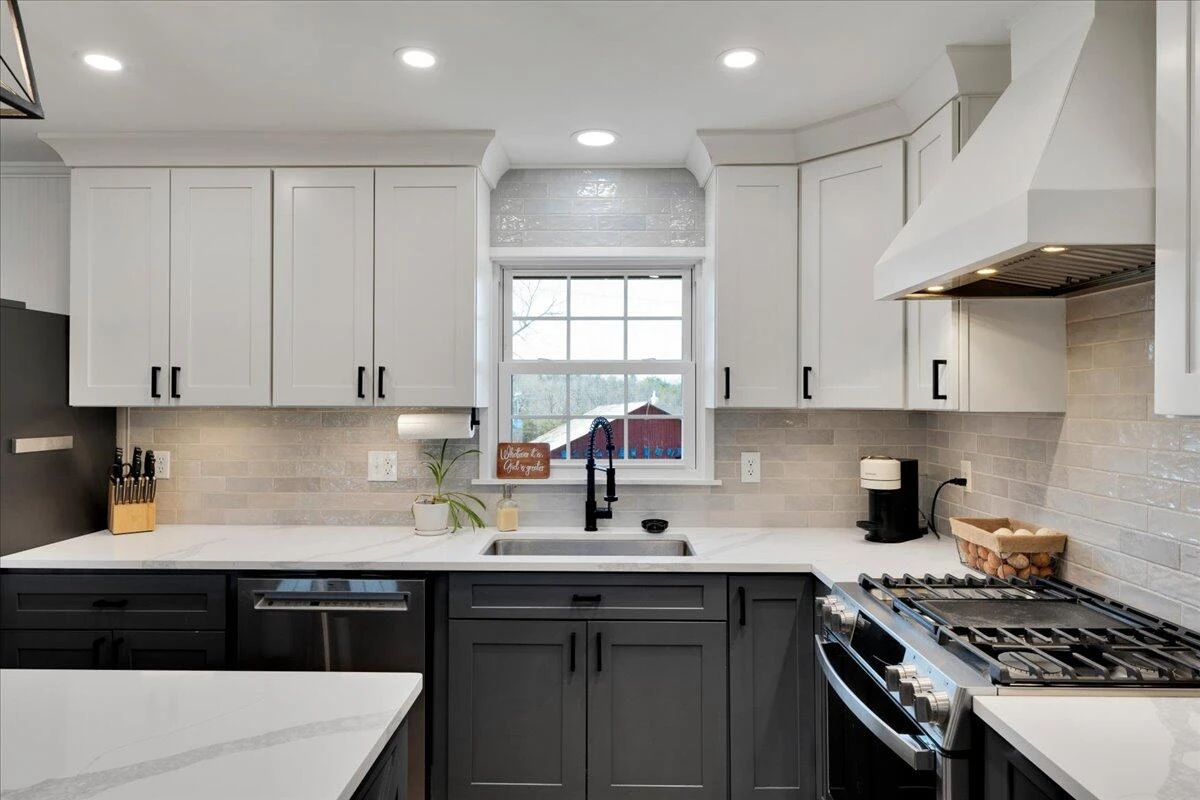 4660 Franklin ST - Photo 17