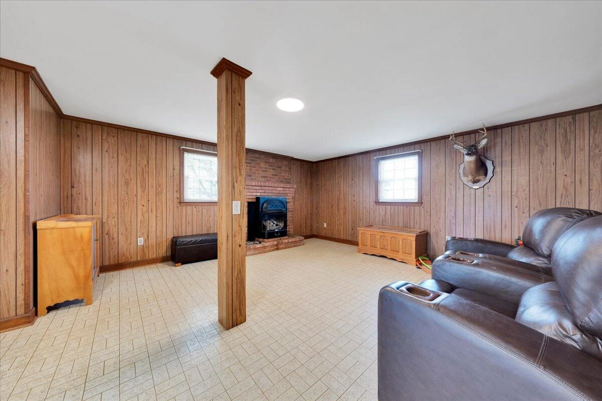 4660 Franklin ST - Photo 28