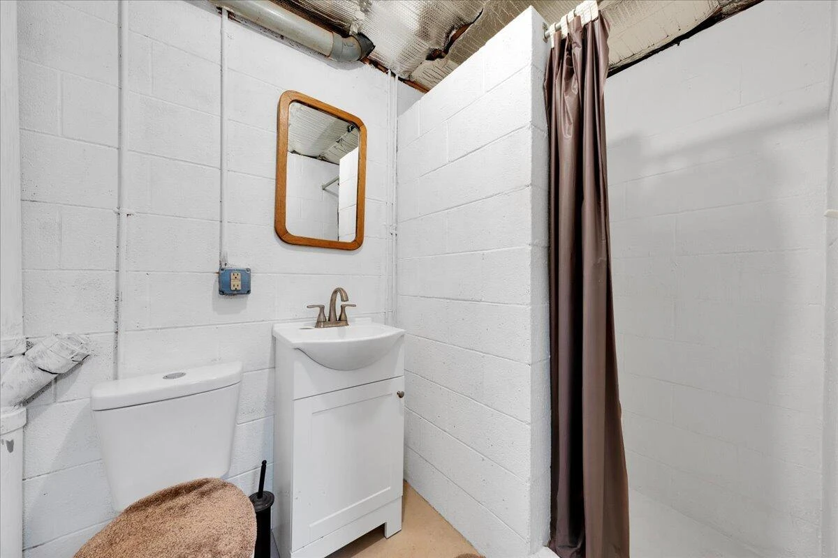 4660 Franklin ST - Photo 31