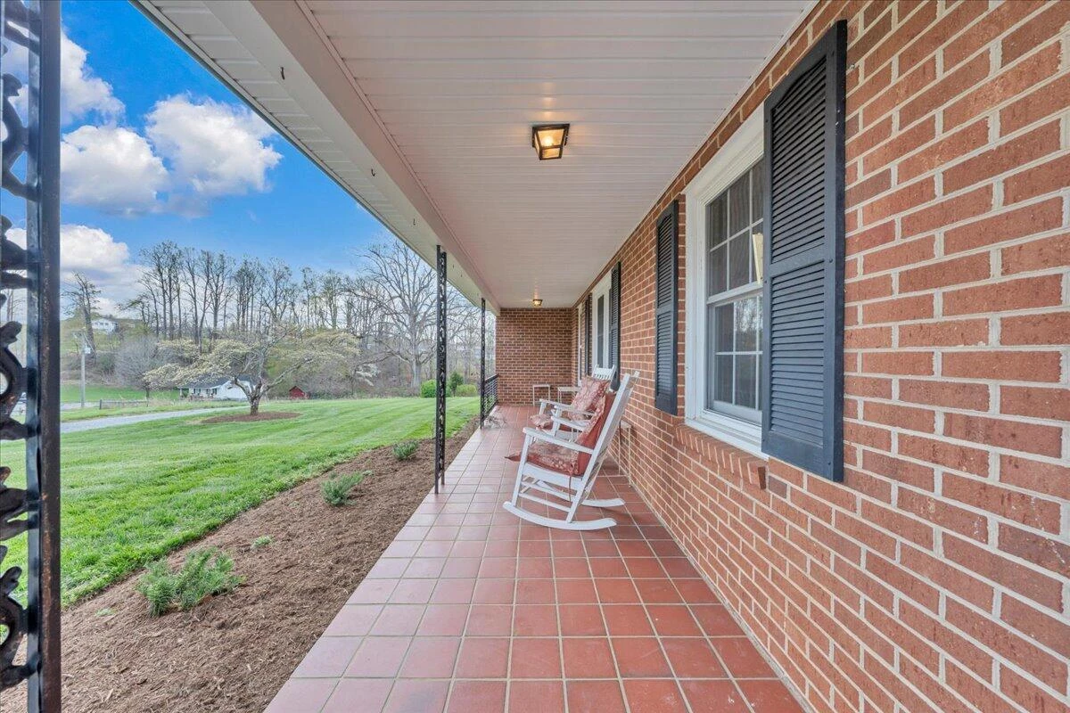 4660 Franklin ST - Photo 7