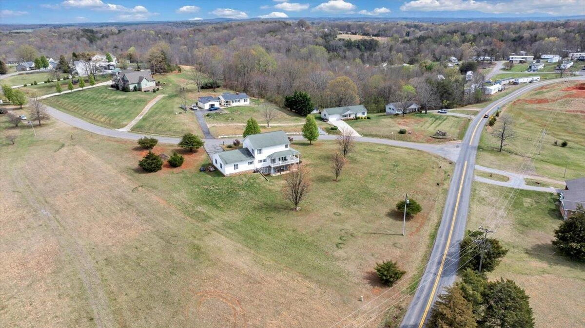 1064 Savanna Hills DR - Photo 11