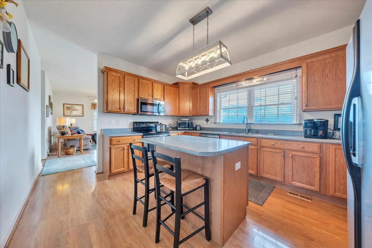 1064 Savanna Hills DR - Photo 21