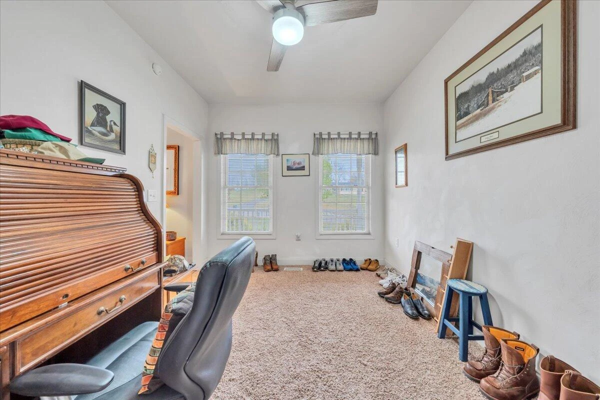 1064 Savanna Hills DR - Photo 23