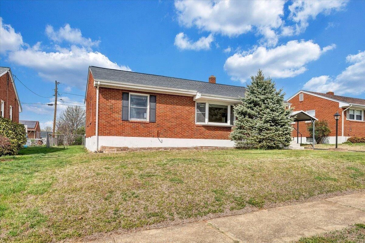106 Hurst AVE - Photo 34