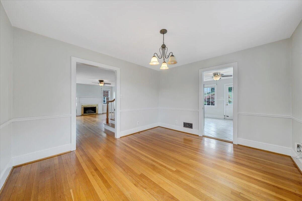 2522 Livingston RD - Photo 10