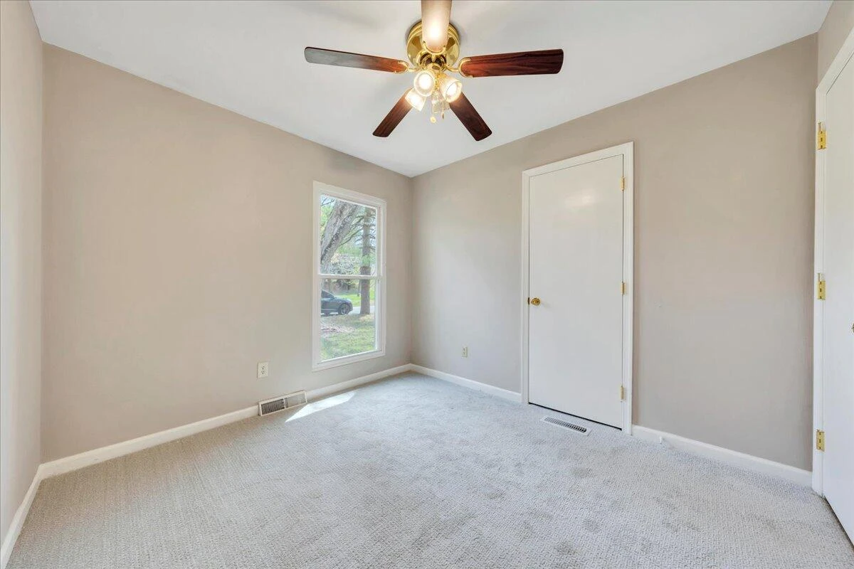 3440 Belle AVE - Photo 18