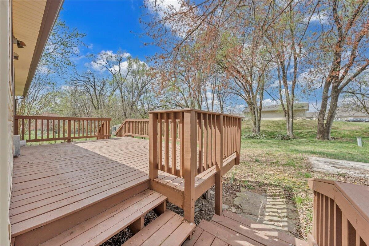 3440 Belle AVE - Photo 2