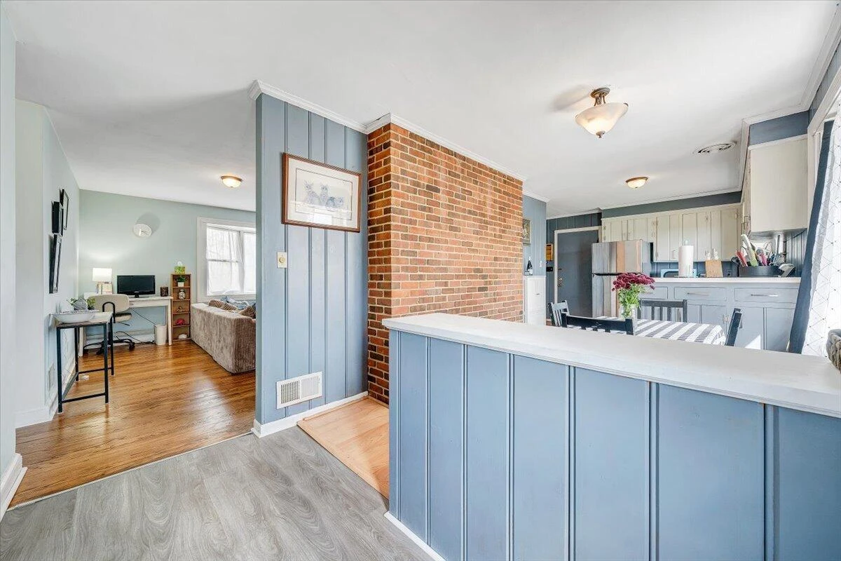 2753 Wilshire AVE - Photo 18