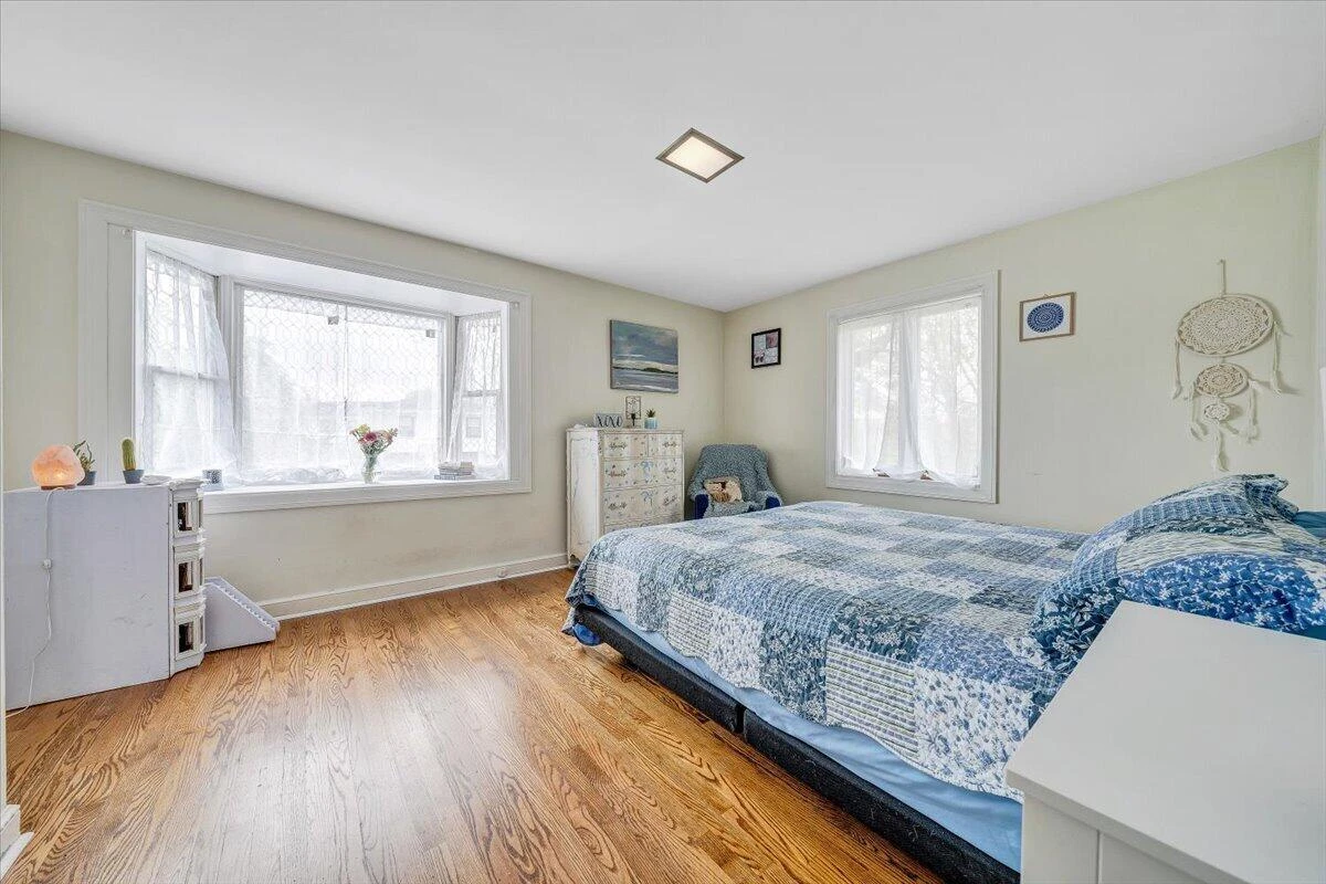 2753 Wilshire AVE - Photo 24