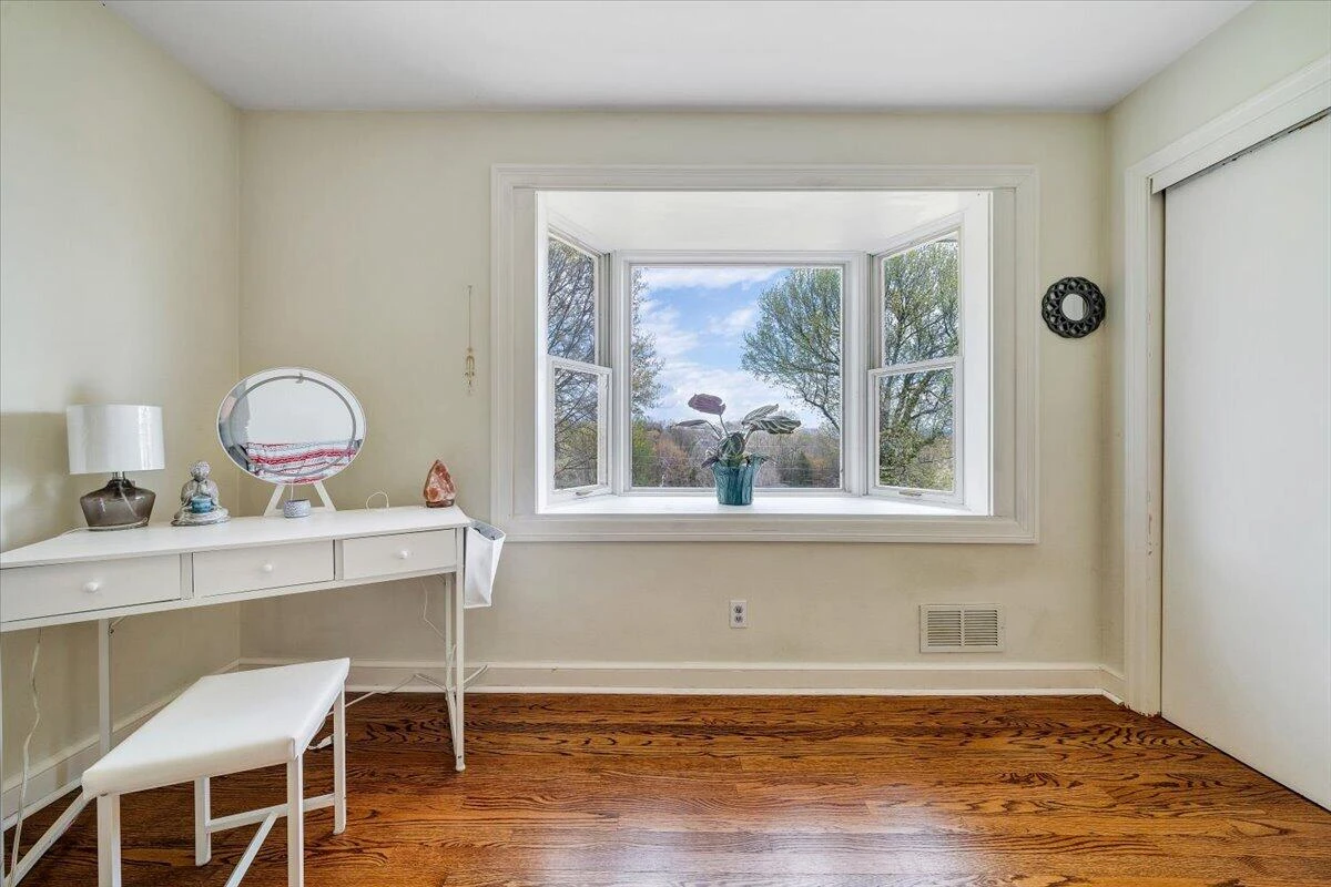 2753 Wilshire AVE - Photo 33