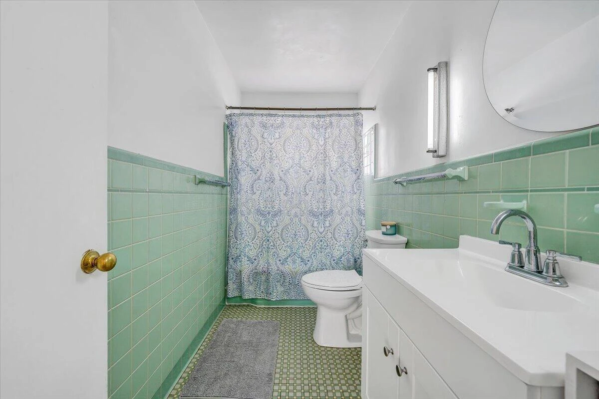 2753 Wilshire AVE - Photo 37
