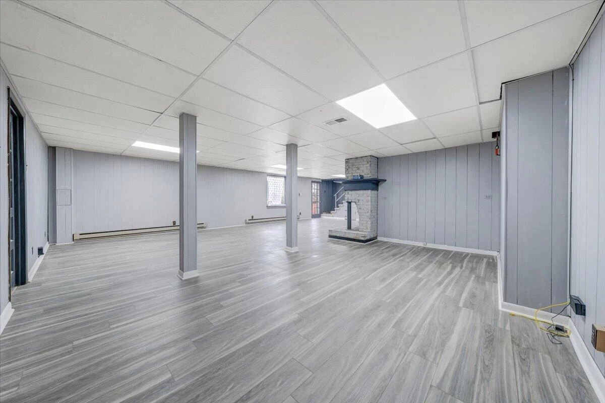 2753 Wilshire AVE - Photo 44