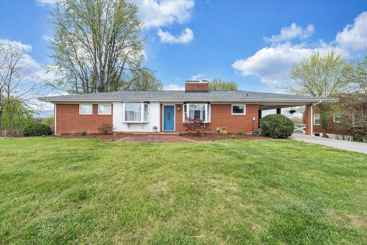 2753 Wilshire AVE - Photo 59