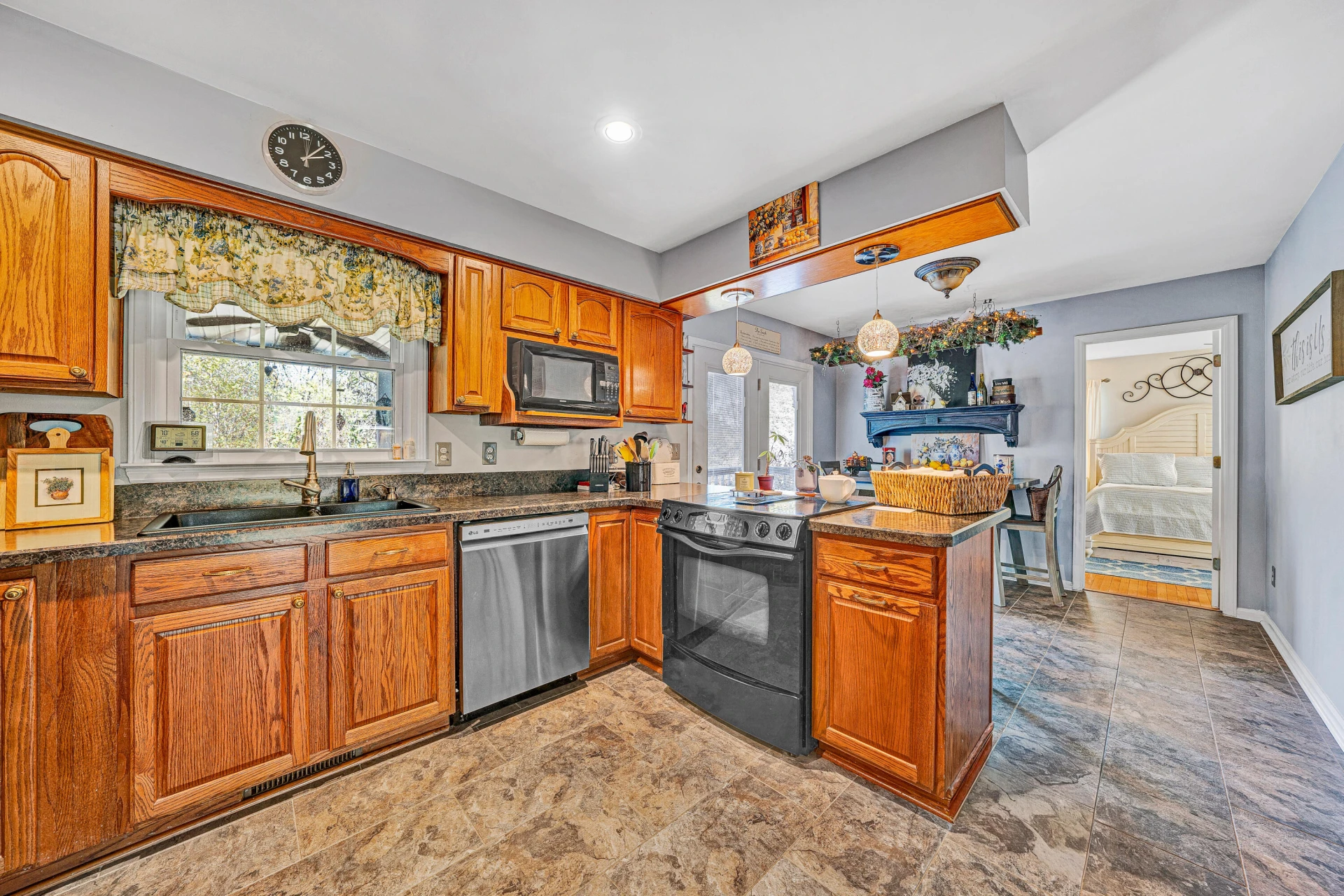 277 Teel CT - Photo 6