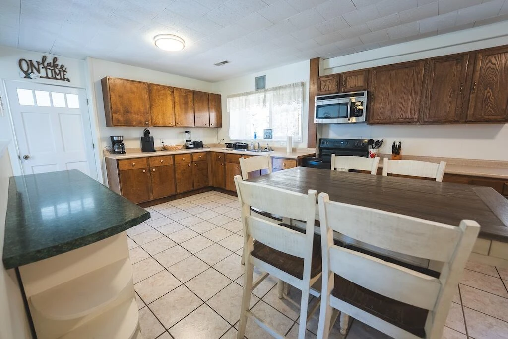 6321 H Smith DR - Photo 5