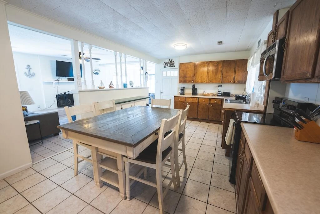 6321 H Smith DR - Photo 6