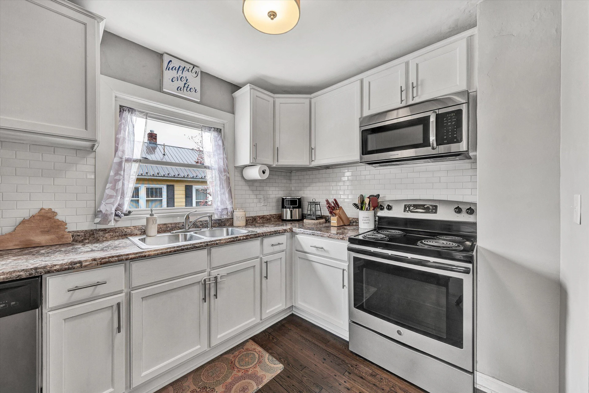 26 Bruffey ST - Photo 13