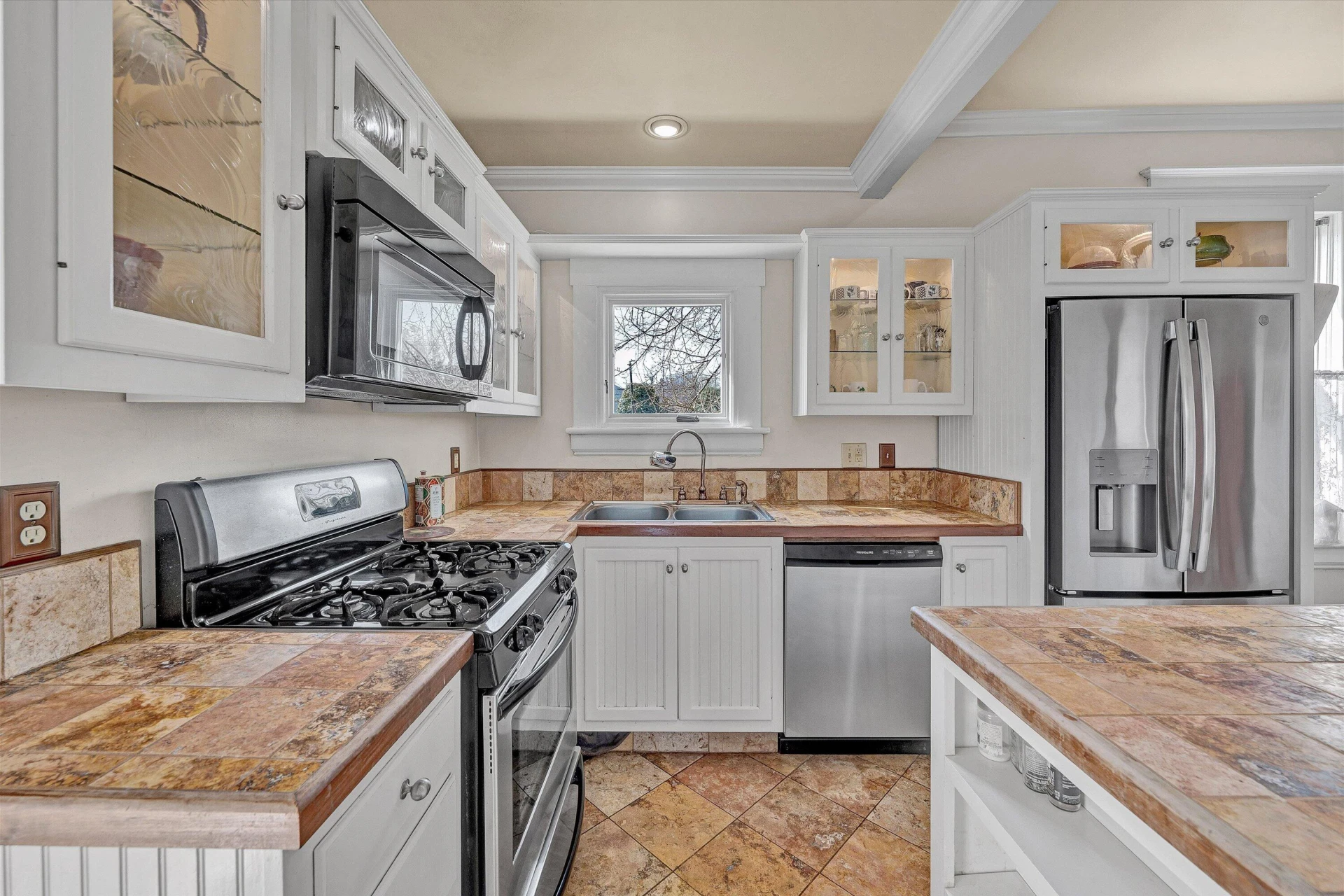 346 Allison AVE - Photo 14