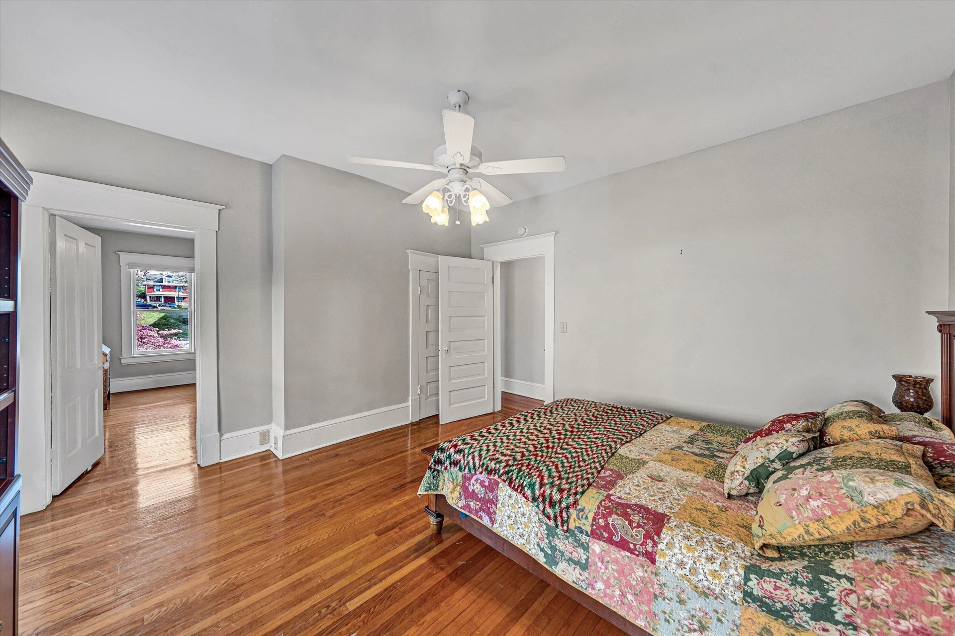 346 Allison AVE - Photo 32