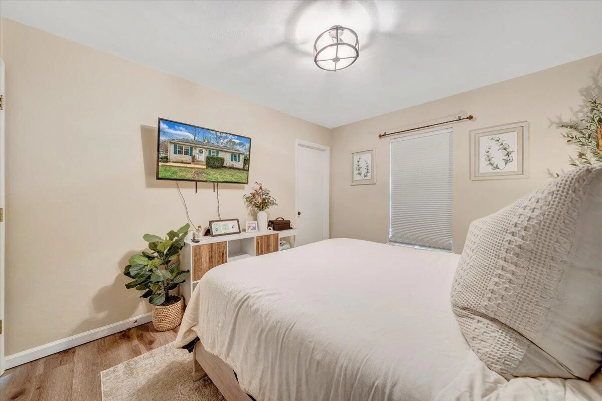 4926 Northwood DR - Photo 15