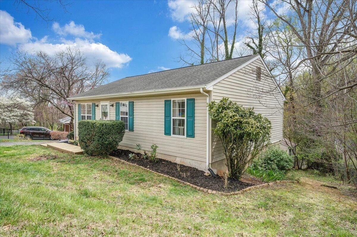 4926 Northwood DR - Photo 39