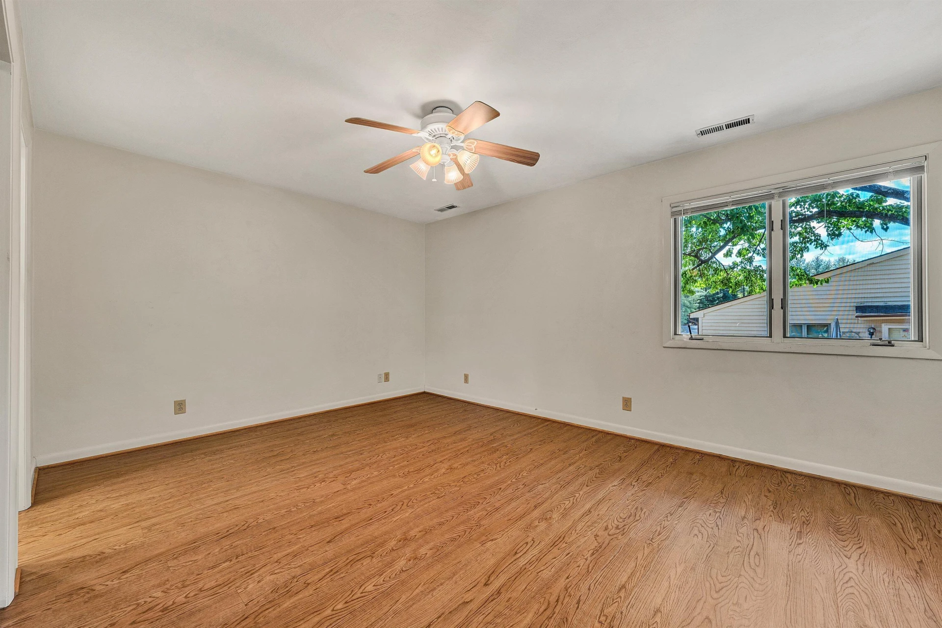 407 Windward DR SW - Photo 19