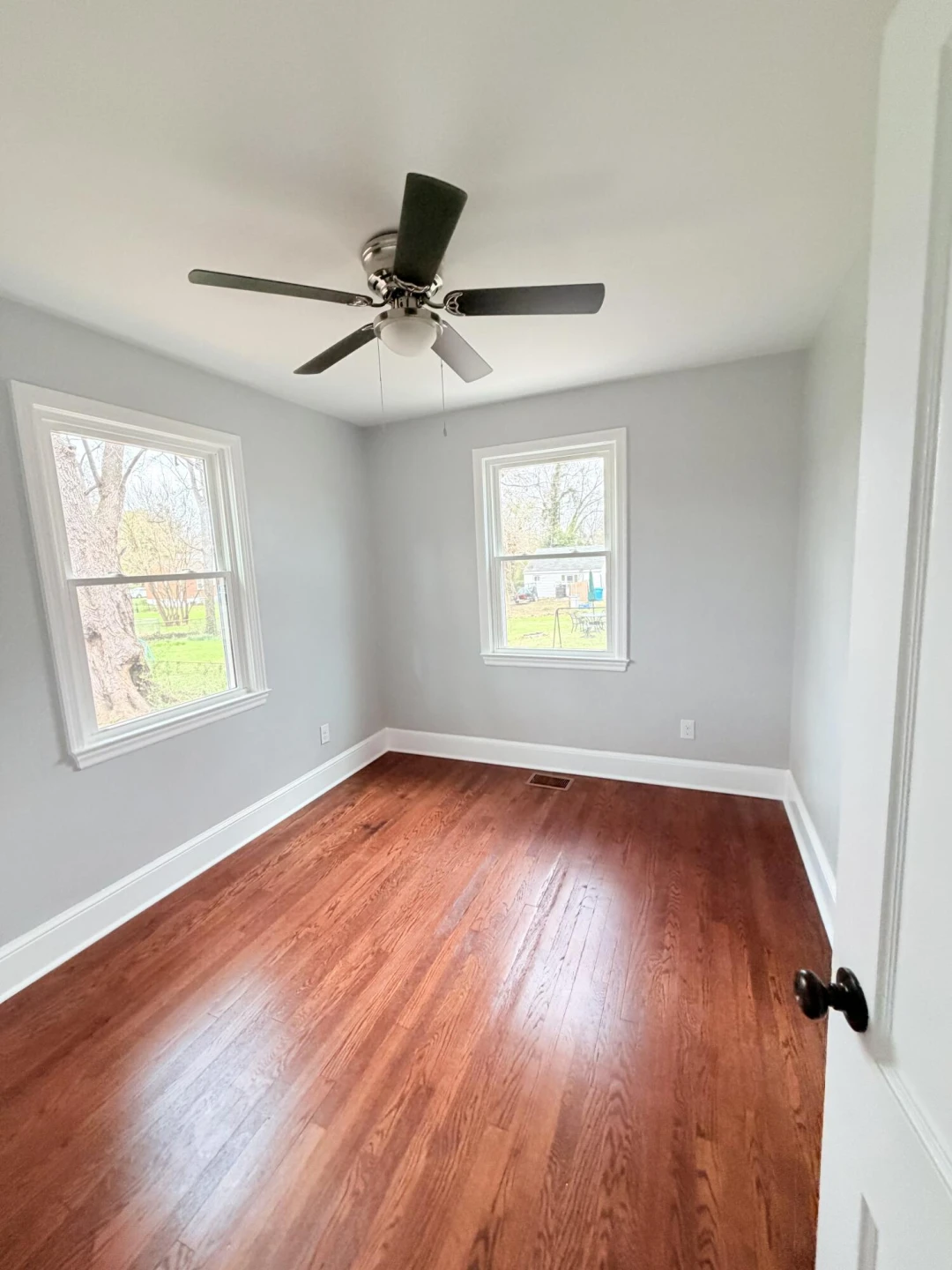 3420 Oaklawn AVE - Photo 9