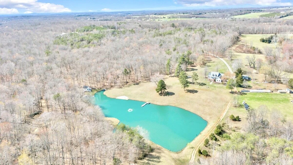 2844 Fairview Church RD - Photo 27