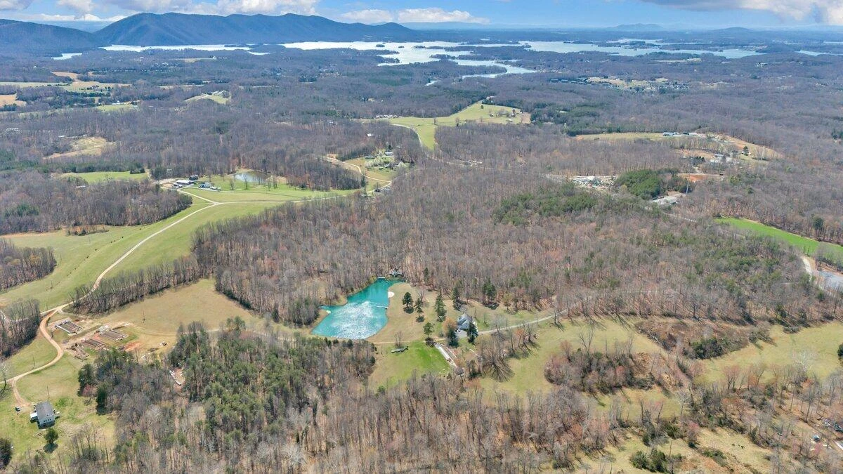 2844 Fairview Church RD - Photo 88