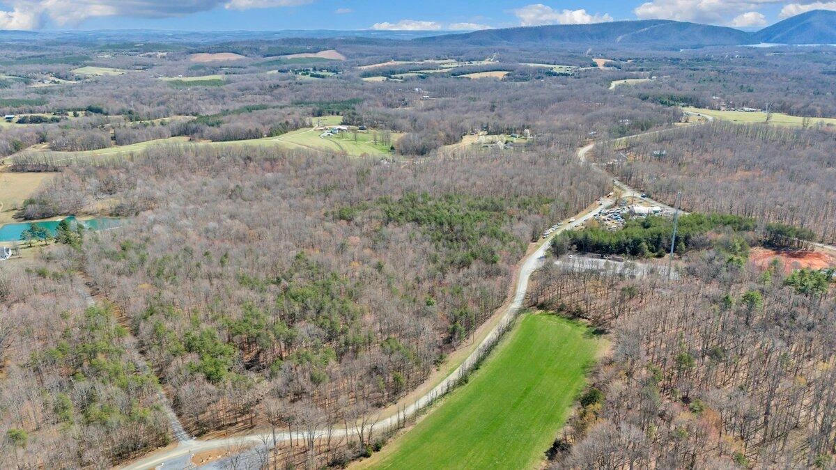 2844 Fairview Church RD - Photo 95