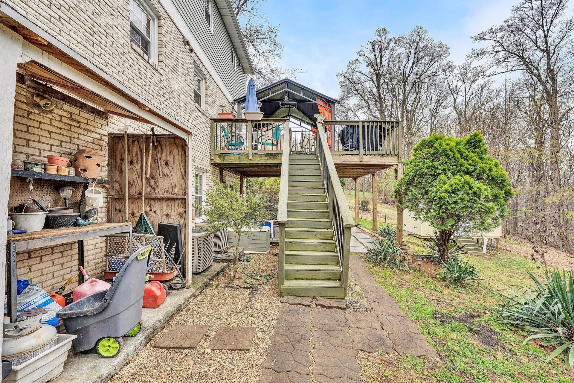 1005 Chestnut Mountain DR - Photo 43